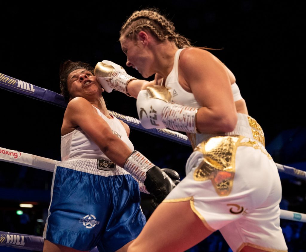 Courtenay VS Busuioc: Shannon Courtenay on her pro debut wins over ...