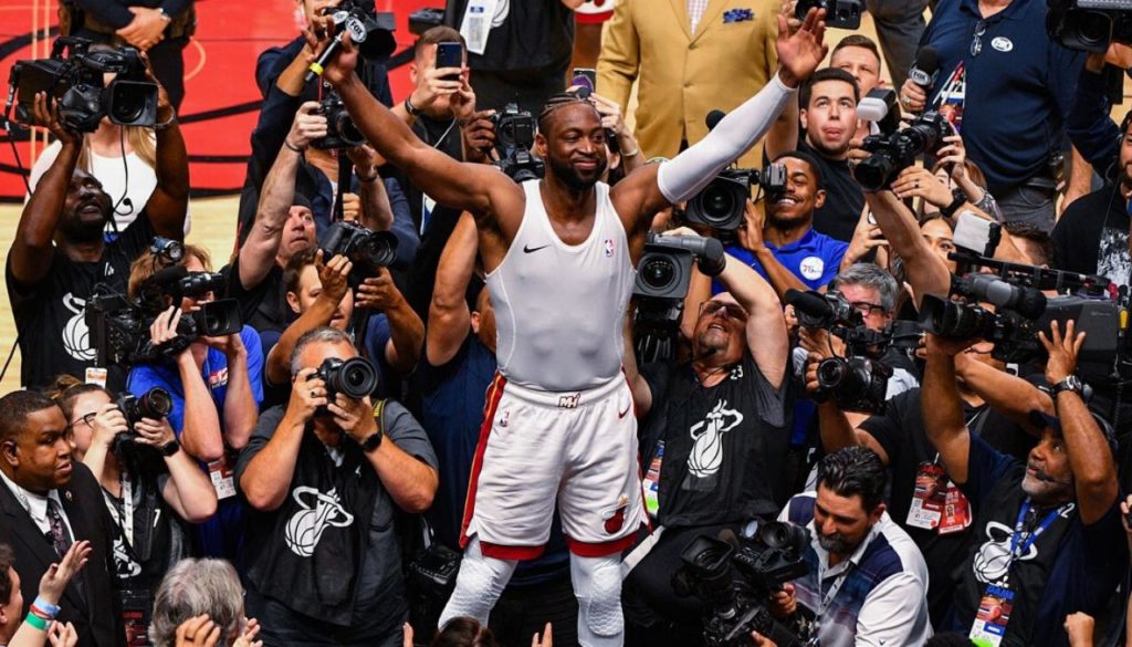 dwyane wade last game shoes