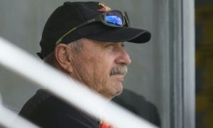 Dave Houghton resigns as Zimbabwe head coach