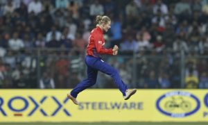 India batting woes exposed by England spinners at Wankhede as visitors go 2-0 up