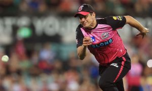 BBL 2023-24 - Moises Henriques adamant he took controversial catch cleanly