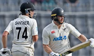 Phillips lauds 'incredibly impressive' Santner for taking pressure off