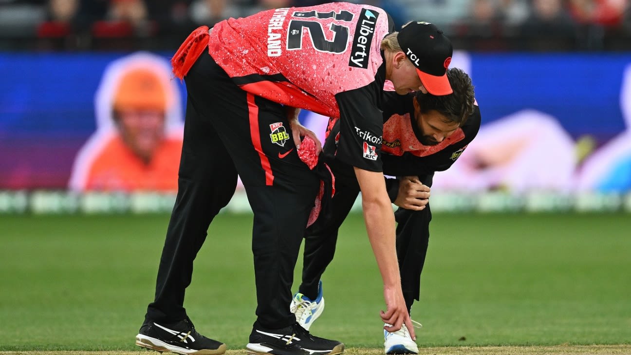 Recent Match Report - Renegades vs Scorchers 4th Match 2023/24