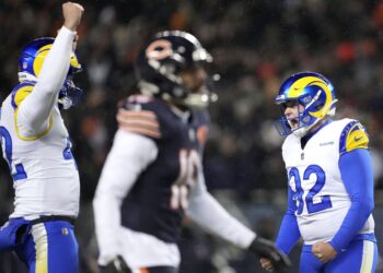 Rams end the Bears’ magical run and the Patriots ease past the Texans to set up NFL’s final four