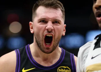 Lakers’ Doncic hits triple double in 20 minutes