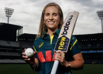 Molineux to succeed Healy as Australia captain