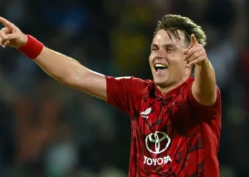 Curran takes hat-trick as England win first T20