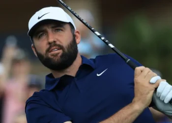 Kim leads Scheffler and teenager Brown by one shot