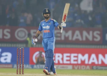 Virat Kohli claims top spot in ICC rankings
