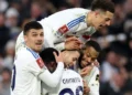 Leeds easily beat Norwich to reach quarter-finals
