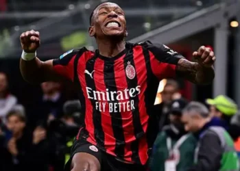 Estupinan scores as AC Milan edge Inter in derby