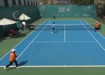 Players flee court after UAE drone attack causes nearby fire