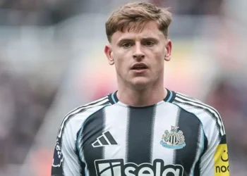 Newcastle’s Barnes set to replace Eze in England squad