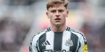 Newcastle’s Barnes set to replace Eze in England squad