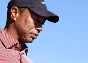 Woods to ‘step away and seek treatment’ after crash