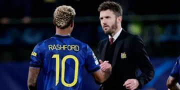 Carrick leaves door open for Rashford return