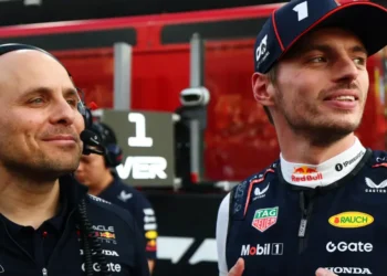 Verstappen race engineer Lambiase to join McLaren