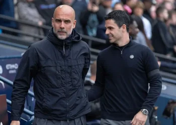 Who will win the title? Reporters, fans and pundits make their predictions