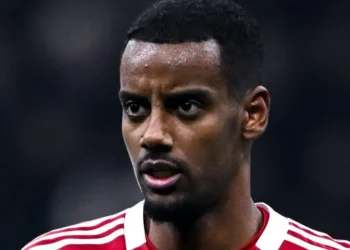 Isak to return to training this week – Slot