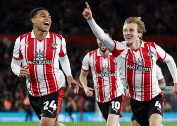 Southampton beat Middlesbrough to reach play-off final