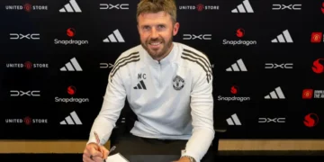 Carrick confirmed as Man Utd permanent boss