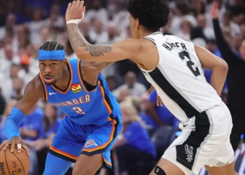 Gilgeous-Alexander stars as Thunder overcome Spurs