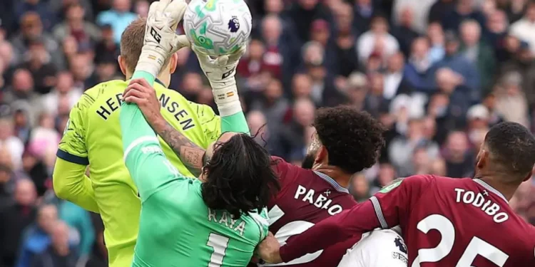 Five ‘fouls’ in one move – breaking down Premier League corner chaos