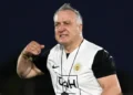 Advocaat open to return as Curacao boss resigns