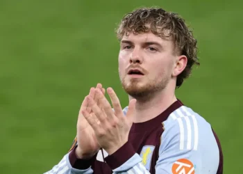 Elliott’s wasted Villa loan embarrassing – Emery