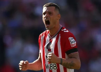 Chelsea in talks to sign Sunderland’s Xhaka