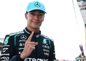 Russell claims controversial pole after Verstappen crash
