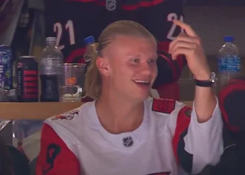 Haaland takes in ice hockey before World Cup debut