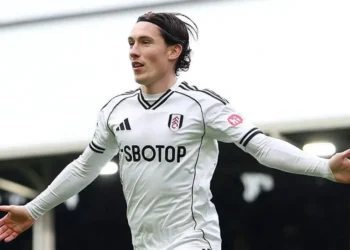 Leeds agree contract with Fulham forward Wilson