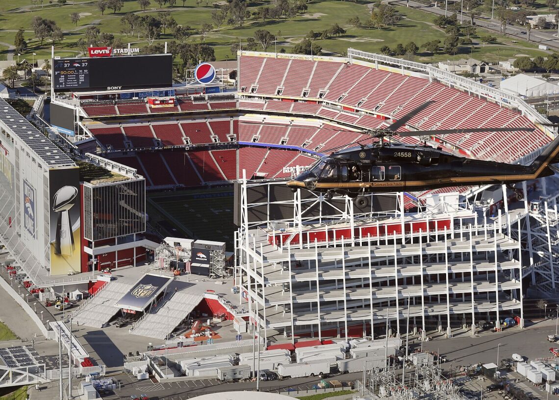 Cardinals vs 49ers venue Levi's Stadium in Santa Clara, California