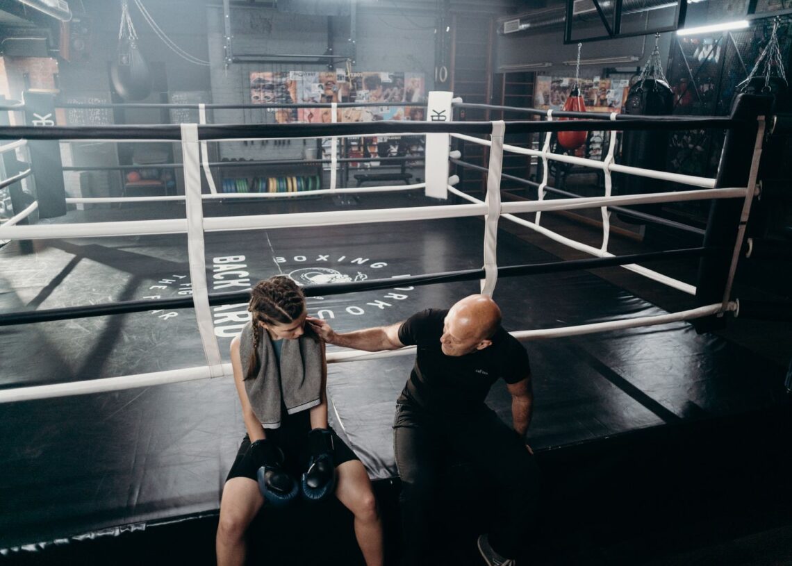 hedges vs brown british cruiserweight title manchester boxing gym corner
