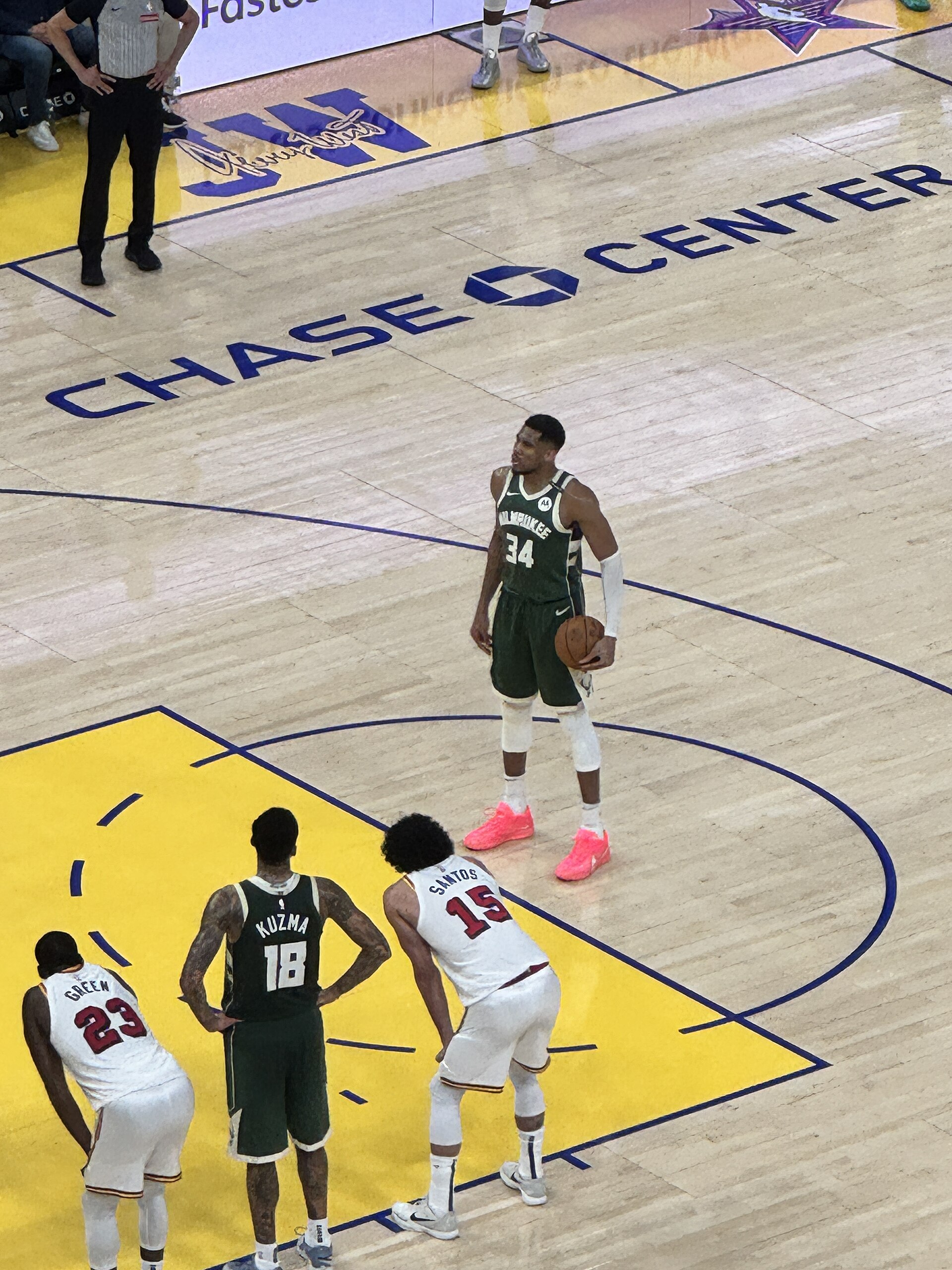 Giannis Antetokounmpo playing against the Golden State Warriors in 2025