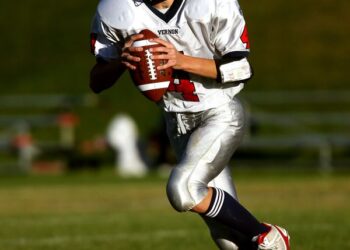 nfl week1 quarterback action
